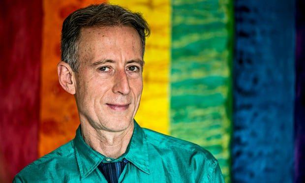 Russia: Arrest Of Campaigner Peter Tatchell For Gay Rights Protest Is ‘Outrageous'.